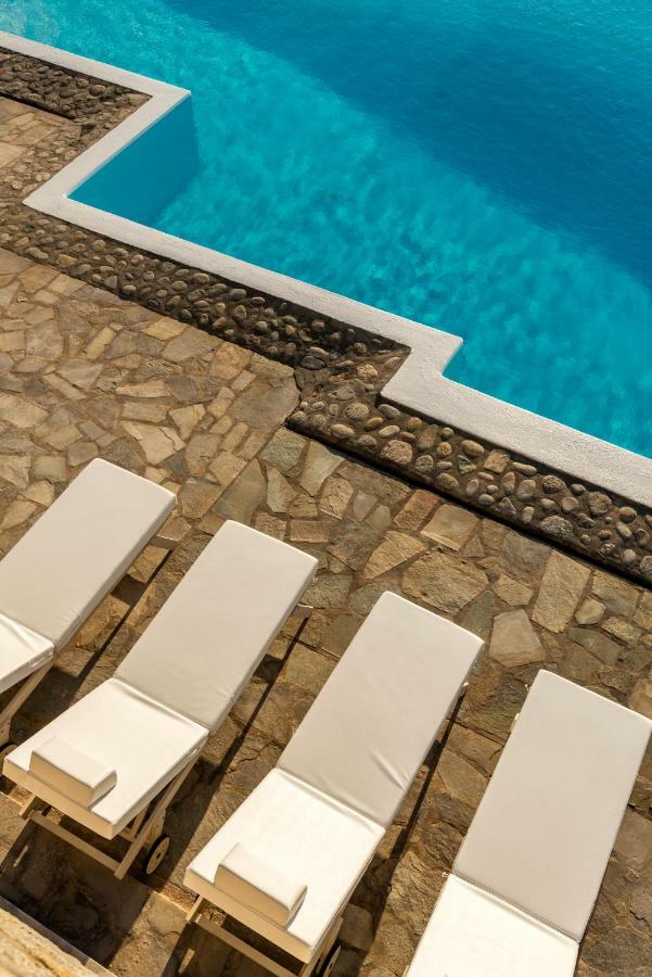 Coventina, Ornos - Cavo Delos, Mykonos * Agios Ioannis Diakoftis